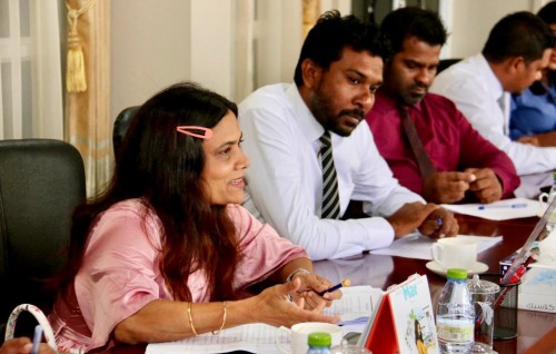 Saushan, Shifla, Dr. Mohamed Ibrahim ge therein beyfulhaku Broadcom ah ayyankuran fonuvaifi