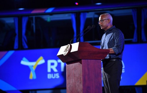Male' gai dhiriulhey rayyithun ah libey thasallee akah Mini bus ge hidhumaiy vegen dhaane: Raees