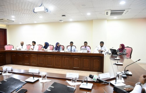 Flat aai goatheege massalaigai ACC ge verin Majlis ah haaziru kuranee