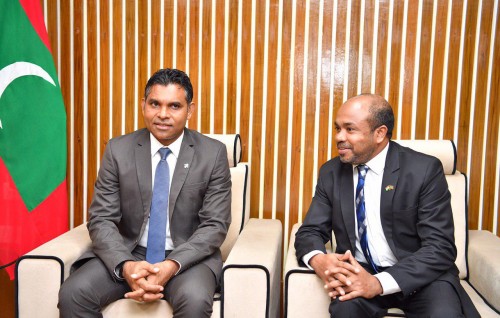 Vice President visits Consulate of Maldives in Thiruvananthapuram