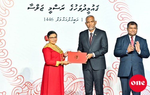 Gaumiyyathuge dhiraasaa thakah haassa college ''Isvaru''  ifuthithaahukoffi