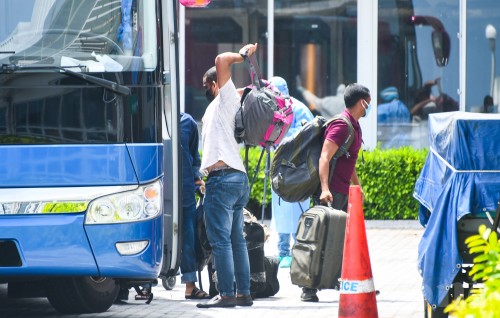 Thin masdhuvahuge thereygai Raajje naisfi nama, business visa baathilu kuraa gothah gavaaidhu islaahu koffi