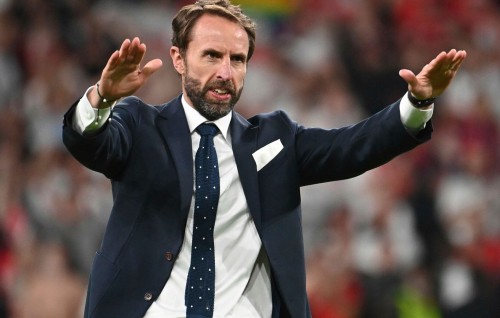 Southgate ge nazarugai emme muhimmu role eh kulhunee Bellingham aai Henderson!
