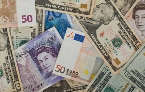 America dollar ahvvure aguhuri faisaathah!