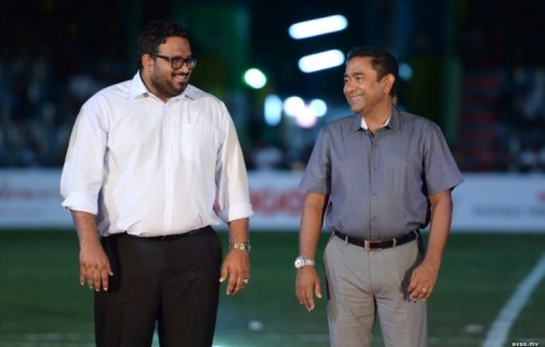Aarah nuagugai dhookuran ninmee Yameen angaigen: Adeeb