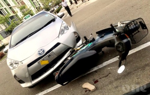 Two injured after motorcycle and car collide in Hulhumale’