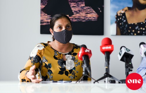 Moonuburugaa alhaa teacharunge moonu kiyavaidhey vaguthu fenna gothah bahahttan handhaan kohdheefi