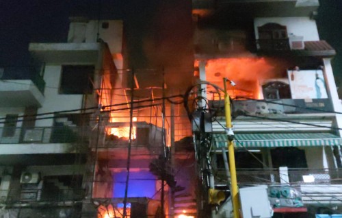 Delhi ge hospital eh gai roave 6 kudhin maruvejje
