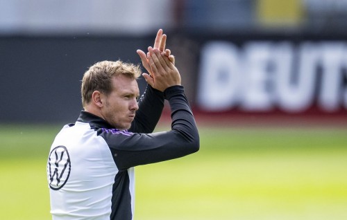 Samaalukan mi dhenee Yamal akah noon. Jamal ah: Nagelsmann