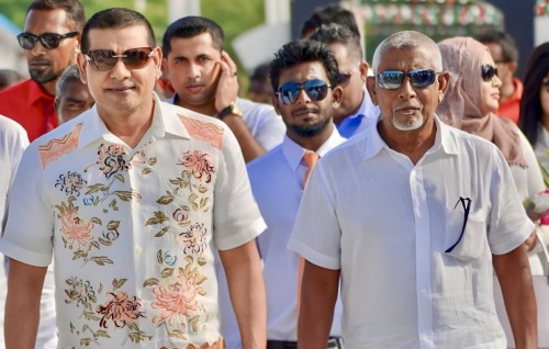 Siyaam ge bappaa fulhu avahaara vejje