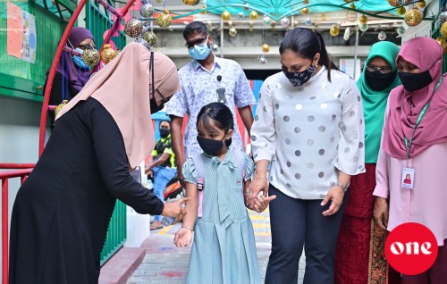 Covid ge bali madu kamun araigathumuge sirrakee mudharrisun: Education Minister