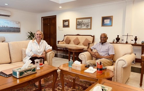Nasheed ge vakeel aa Raees Solih bahdhalu kurahvaifi