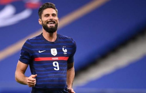 Giroud gaumee jersey gai 100 vana match, Platini ge record muguraalaifi