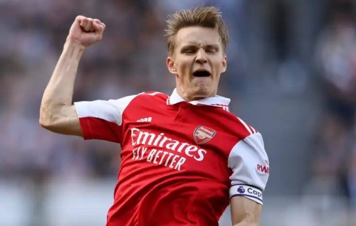 Newcastle balikoh, Thasheege race gai Arsenal ah ummeedhu