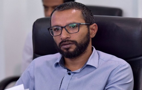 FAM hiyaanaai: chit raddhu nuvaathee Umaruge hekibas nunegunu 