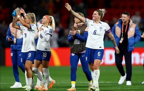 Sihhee sababuthakahtakai FIFA ge khaassa huhddhaeh England ge World Cup team ah