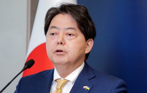 Japan ge Foreign Minister himeneyhen egaumuge 8 meehaku Russia ah etherevun manaakohffi