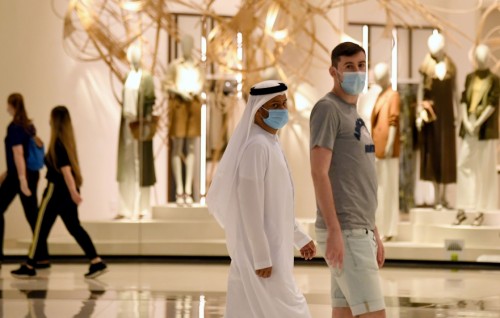 Dubai ge bar thah bandhukoh, mall thakah vadhevey meehunge adhadhu limit koffi
