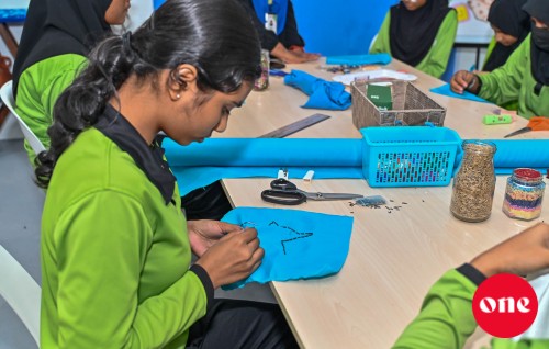 One Photo: Huravee School ge ''hunaru vehi'' hulhuvumuge rasmiyyaathu