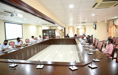 Service charge ah 10 percent ahvure madhu noon adhadheh negumashaai, service charge ah inkaaru kureveygothah bill gai himanaifi