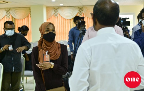 Sharuthu furihama nuvaa meehun list inn unikoh  dhiriulhumuge haalathu furihama ah vazan kuran faaskoffi