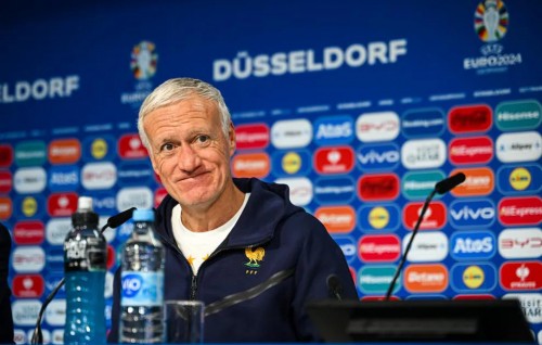 Austria varah haluvi, pressing varah avas: Deschamps