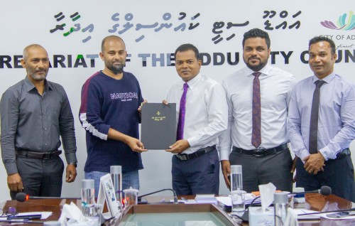 Addu gai hadhaa 200 housing unit masakkathuge bin contractor aai havaalukoffi