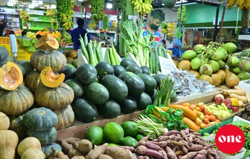 Local Market aai Dhathuruveringe Market inn 300 ahvvure gina golhi kuyyah dhenee