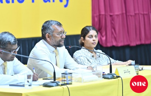 Maaraamaareethah ithuruvaa iru ves police commissioner aku ayyan nukuraathee MDP kanbodu vejje