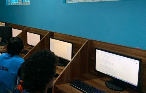Kudakudhinge hiyaage computer lab ah beynunvaa baeh thakethi dhiraagun hadhiyaa kohffi