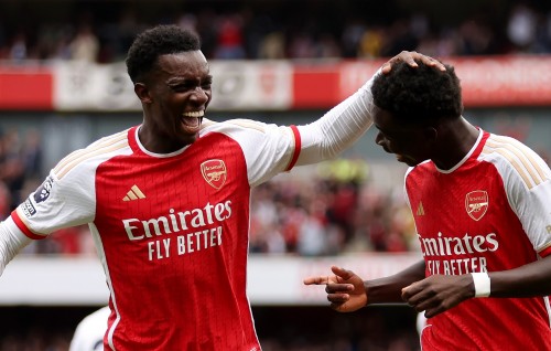 Saka aai Nketiah ge goal thakun Arsenal ves feshee molhakun