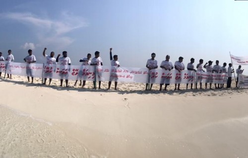Resort muvazzafunnah chutty eh nulibi anbi dharinnaai baddhalu nuvaathy Raees ah petition eh hushahalhany