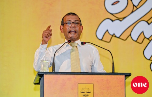 Fikuruge dhirumaaeku Nasheed riyaasee reyhah!