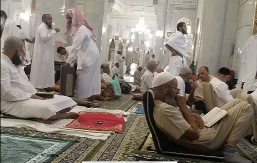 Qur'aanaai thaqvaa aai roadhaige gulhun