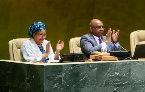 Diplomacy dhaairaa gai ulhey anhenun ge dhuvaheh faahaga kuran Raajje in UN ah hushahelhi garaaru faas koffi