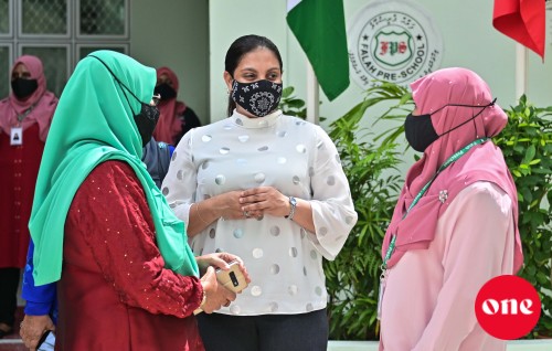 Vaccine nujahaa teacher inn vazeefaa inn vakikuraa vaahakaeh dhakkaifaeh nuvey: Education