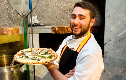 Italy ''ufaaveri'' team ge baeh sirru thah, Pizza aai thala ah dhon dhinun!