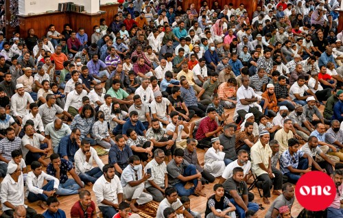 Lailathulgadr villeyreyge savaabaai dharuma hoadhumah gadha alhai massakaiykurumah huthubaagai naseyhaiytheri vejje