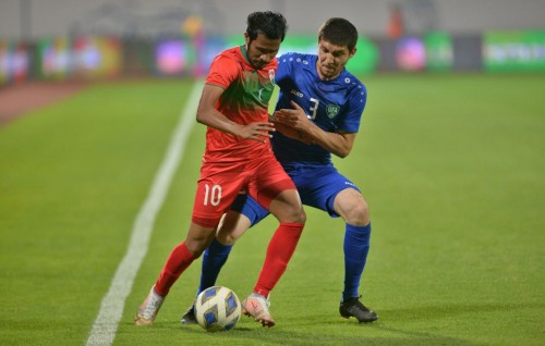 Uzbekistan athunves balive, Raajje ah Asian Cup ge furusathu gellijje