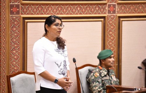 Raees vadaigannavaa root kanda'elhumakee dhifaaee vazeeruge kameh noon: Mariya