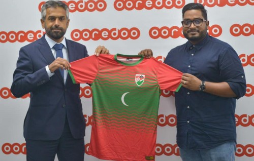 Dhivehi Premier League ge title sponsor akah Ooredoo