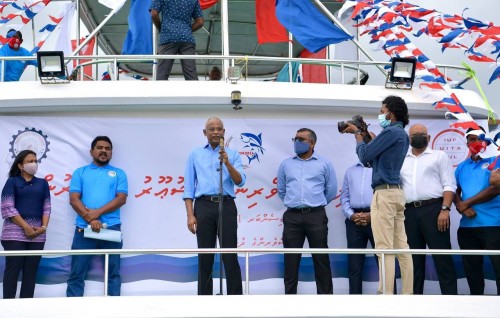 Anna aharu europe in kannehyyah heyo ageh libeyne, masveringe shakuvaa thakah hallu hoadhai dheynan: Raees