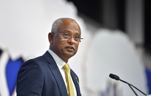 Igthisoadhee nazarakun, Raajje othy varah unmeedhee hisaabeh gai: Raees