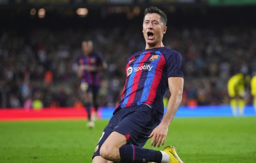Barca molhuvi match gai Lewandowski 600 hamakoh kuriyah