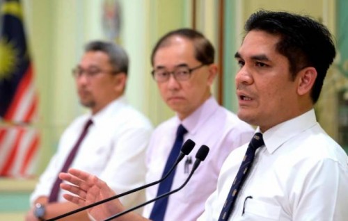 Anna mahuge ekakun feshigen Malaysia ge school thah hulhuvanee