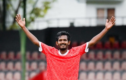 Ayya ge hattrick aaeku Eydhafushin Thulhaadhoo balikoffi