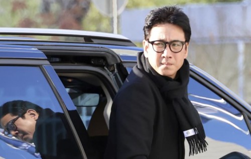 Parasite star Lee Sun-Kyun's funeral held privately