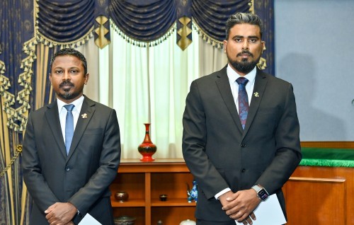 JSC ah AG Usham aai Raees ge member ge gothugai Sameeru ayyan koffi
