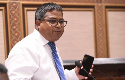 Kooddoo ge capacity ithuru kurun lasvaathee Minister majlis ah haaziru kuranee
