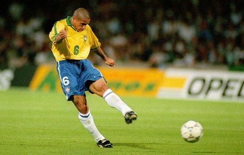 Maldives Sports Awards ah Roberto Carlos ves Raajje annanee